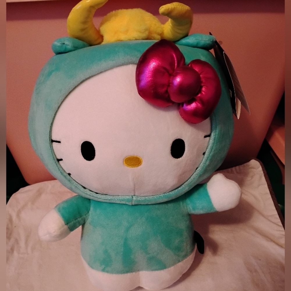 Hello kitty TAURUS plush